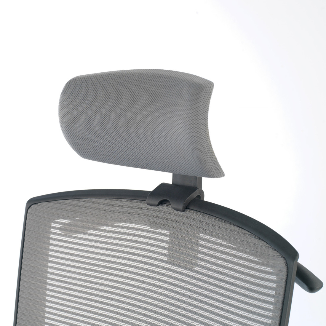 silla ergonomica gris kendo estructura negra reposacabezas malla 5
