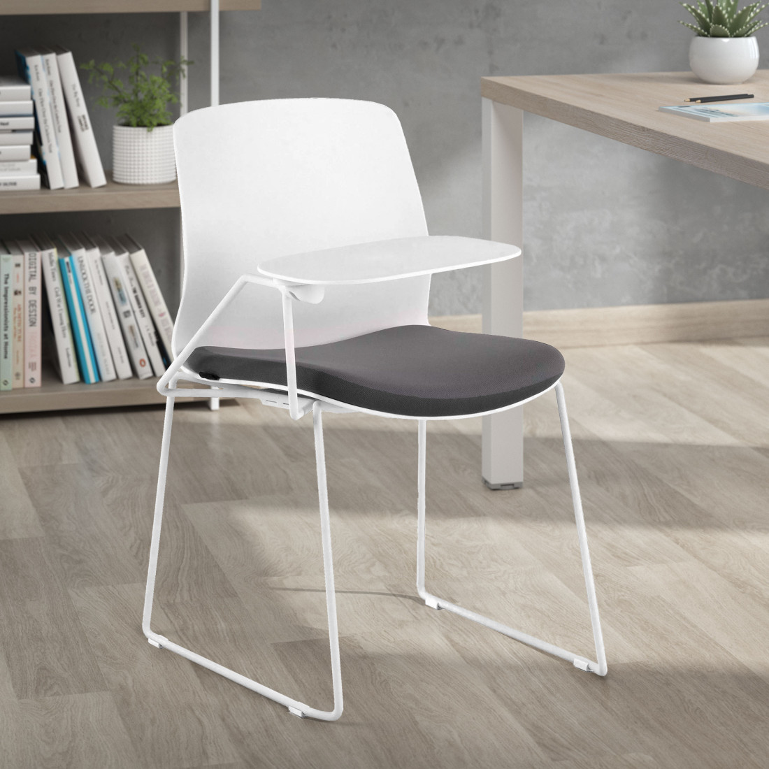 silla confidente gris nexus silla con pala de escritura tela 2
