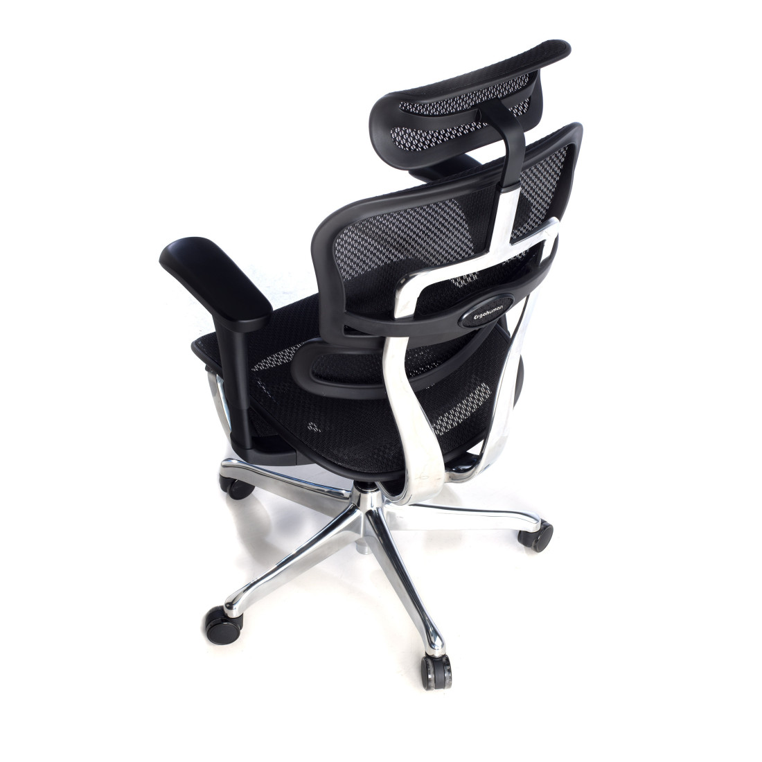 silla ergonomica negro ergohuman estructura negra reposapies malla 9