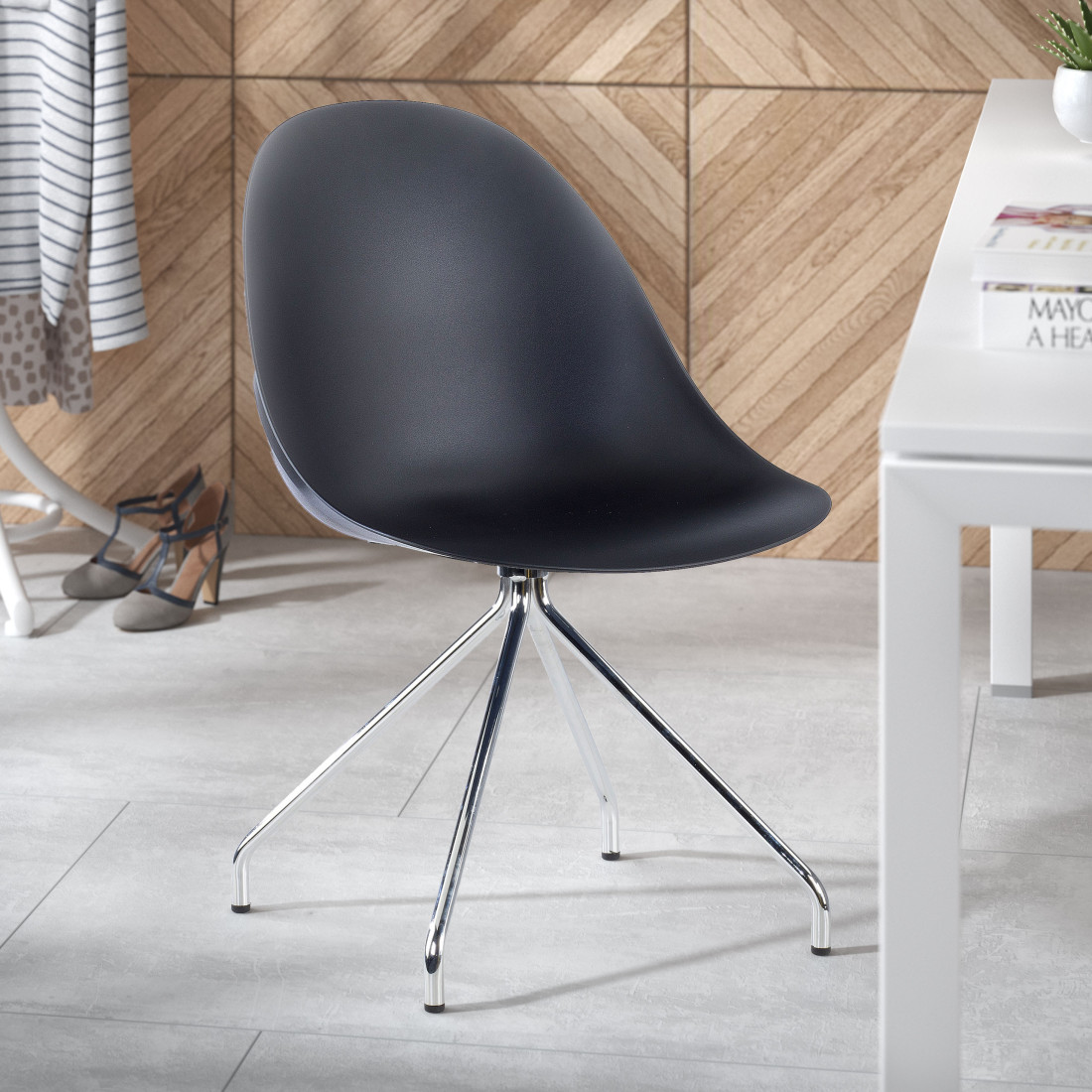 silla confidente negro flow base piramide plastico 2