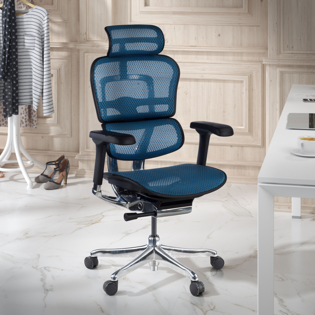 silla ergonomica azul ergohuman elite estructura negra red malla 2