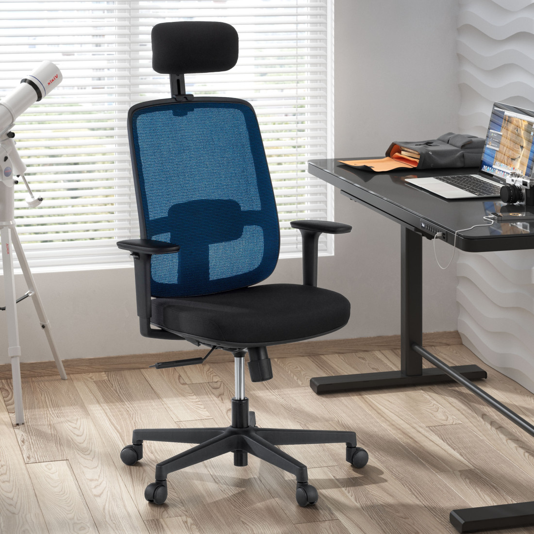silla ergonomica azul sugar estructura negra reposacabezas malla 2