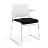 Silla Confidente tapizada con brazos Lotus - NEGRO