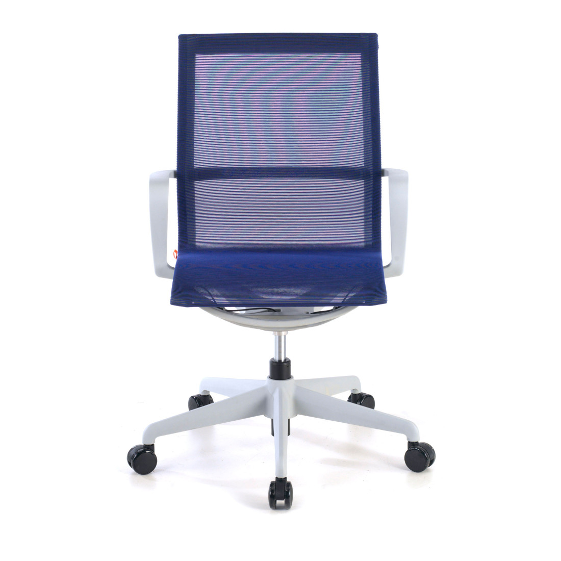 silla giratoria azul ice estructura negra malla 3