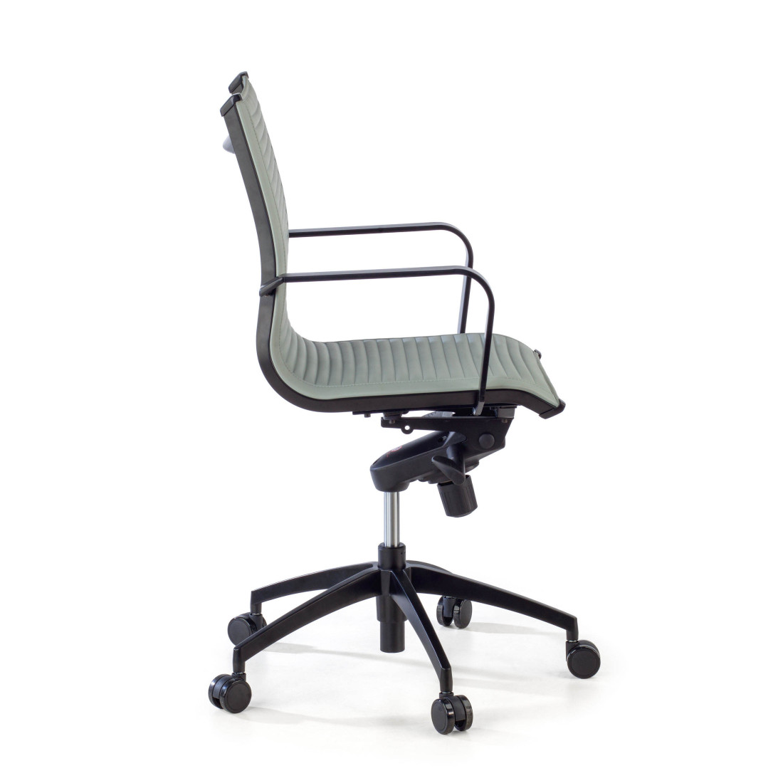 sillon de oficina gris croma estructura negra ecopiel piel sintetica 4