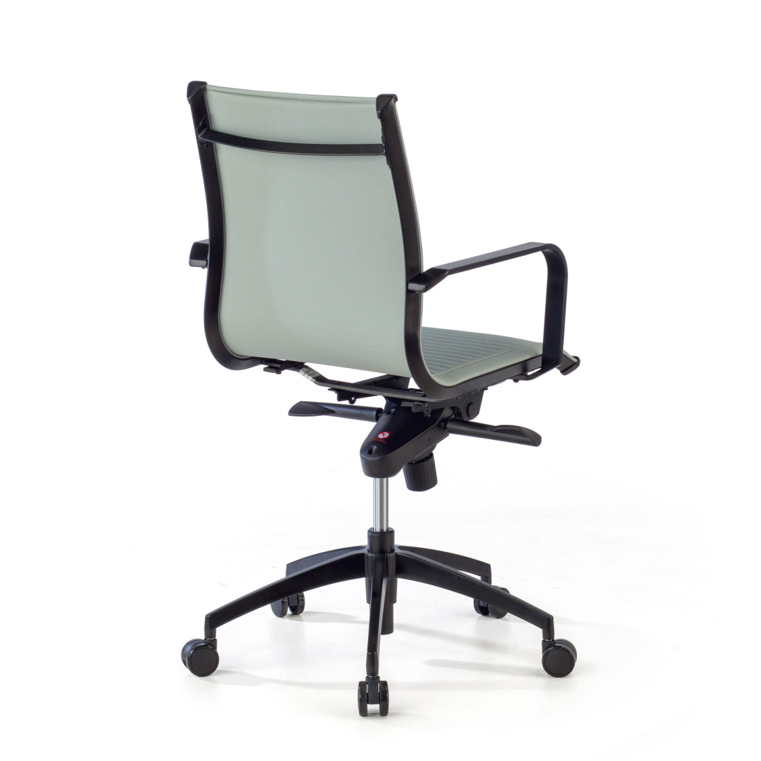 sillon de oficina gris croma estructura negra ecopiel piel sintetica 9