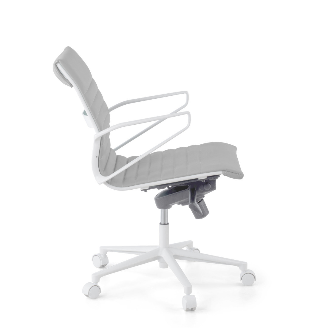 silla ejecutiva blanco gris forli respaldo bajo estructura blanca piel sintetica 5
