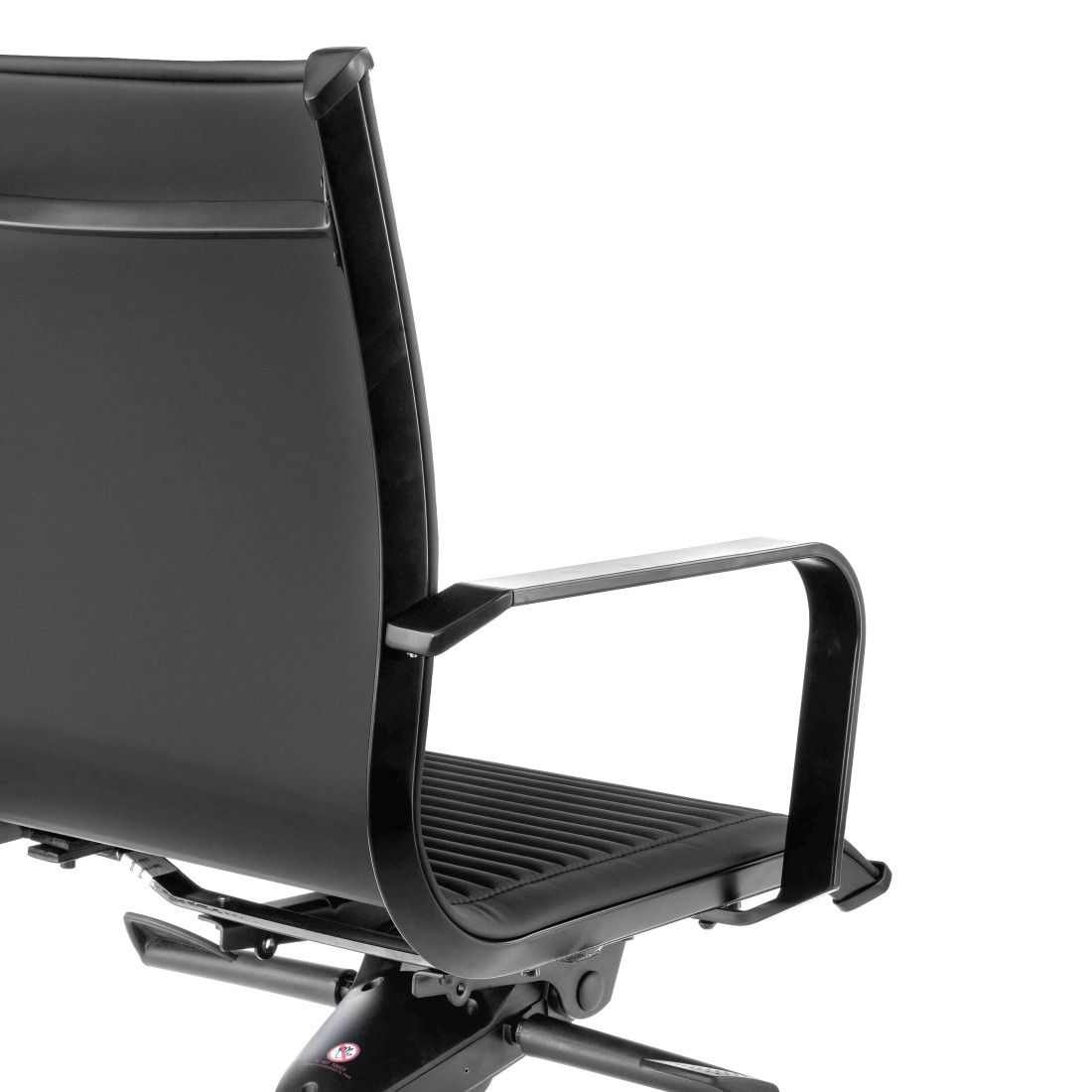 sillon de oficina negro croma estructura negra ecopiel piel sintetica 7