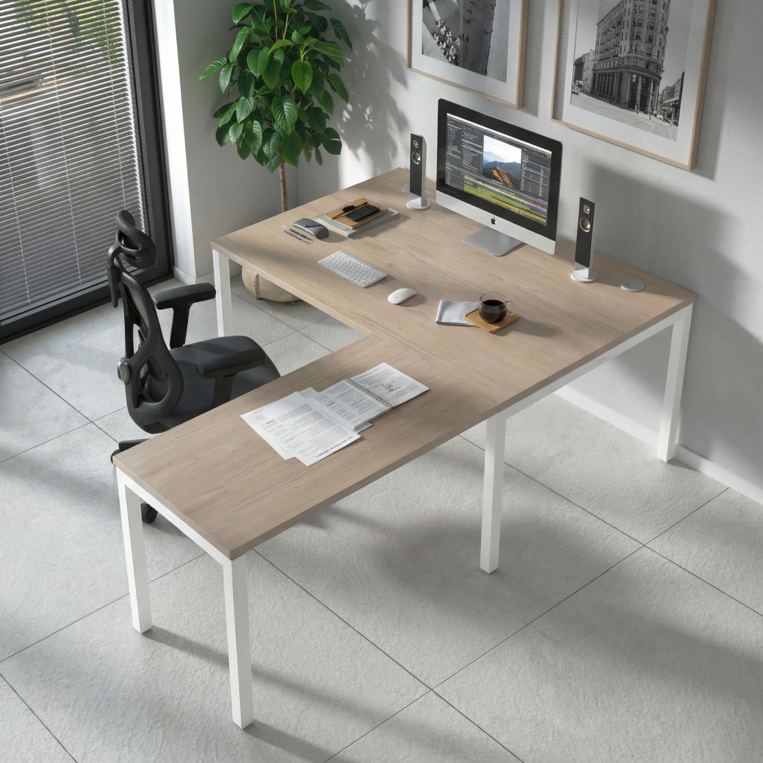 Mesa de dirección en L Kube fondo 100 con ala ancha, estructura aluminio