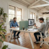 Mesa multipuesto UvePro Bench fondo 166 cm, sobre curvo, estructura blanca